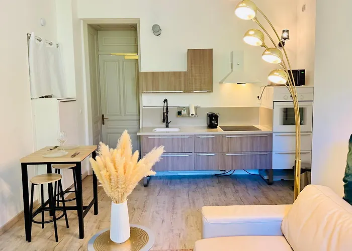 Le 403 Du Bernascon - Centre, Thermes & Calme *