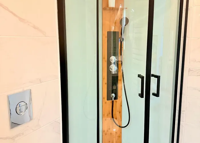 Le 403 Du Bernascon - Centre, Thermes & Calme *